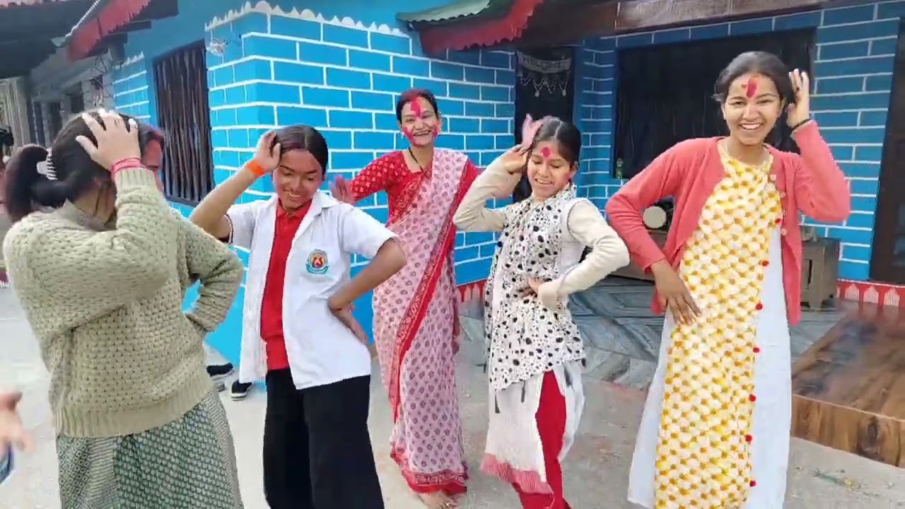 Holi 🫟 day 2  🤗hamne kiya aaj bahut dance #trending #uttarakhand #kumauni #holi#viral #vlog