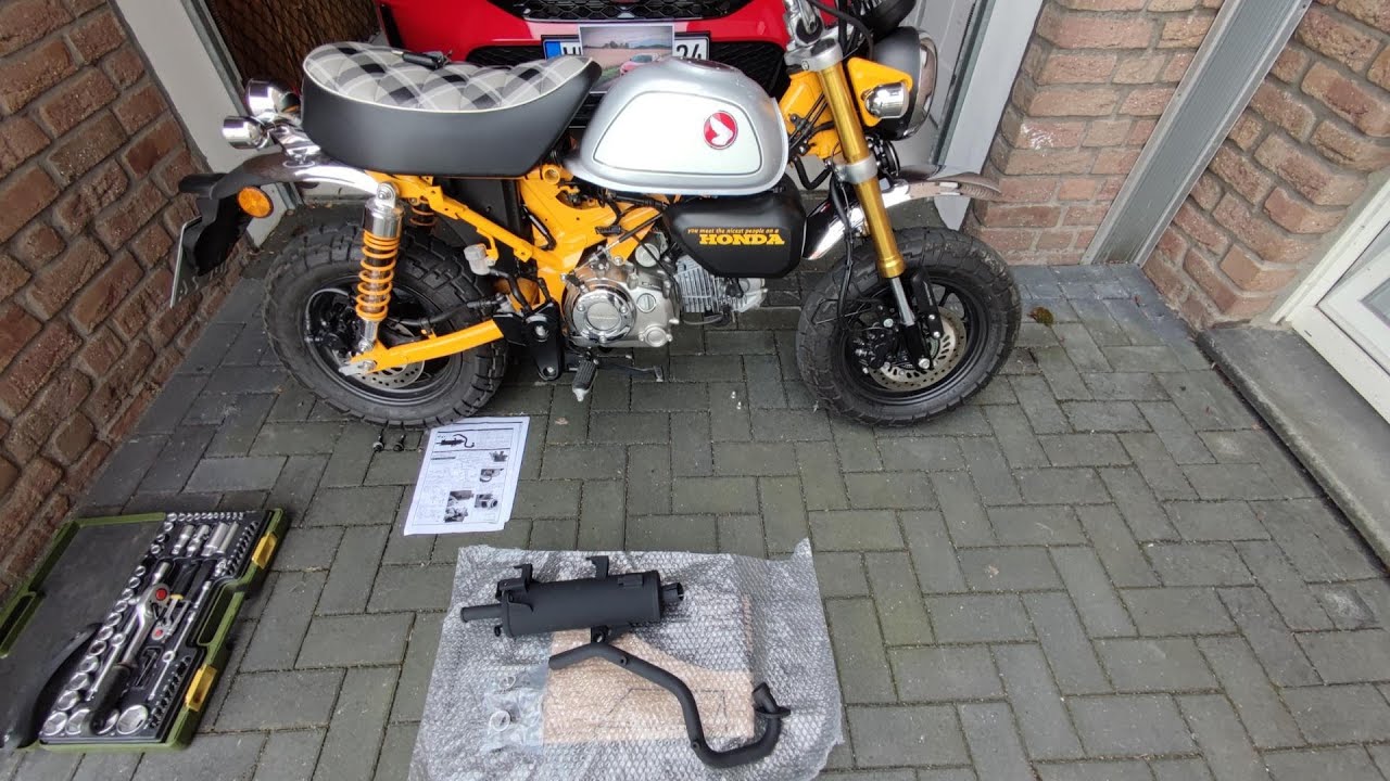 Honda Monkey 125 Takegawa Normal Type Exhaust (don&acute;t trust your mobile phone speakers ;-)