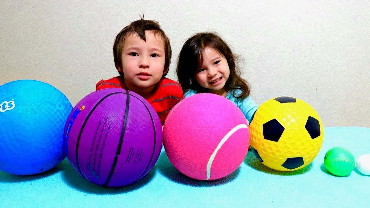 Learn Colors with Sport Ball and Indoor Playtime with Play Tunnels for Toddlers and Children