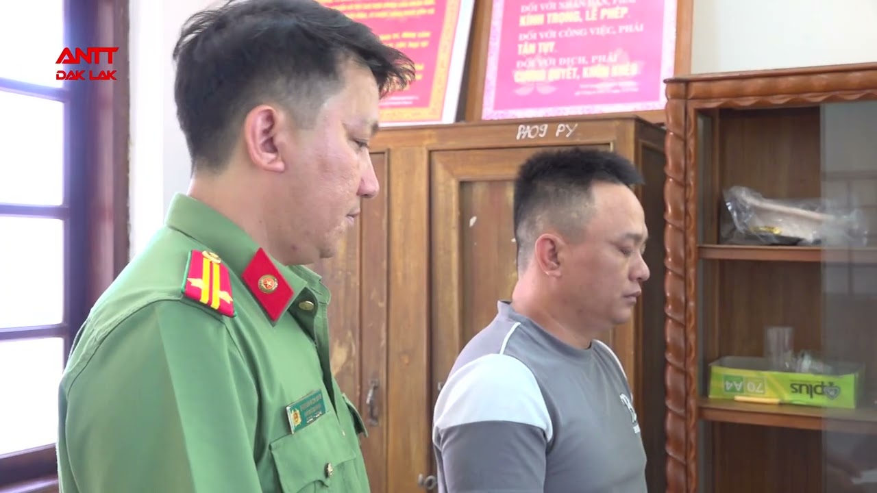 Khởi tố bị can 