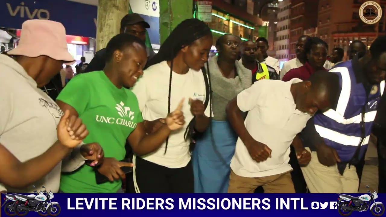 Powerful worship at Nairobi CBD by Levite riders missioners international 