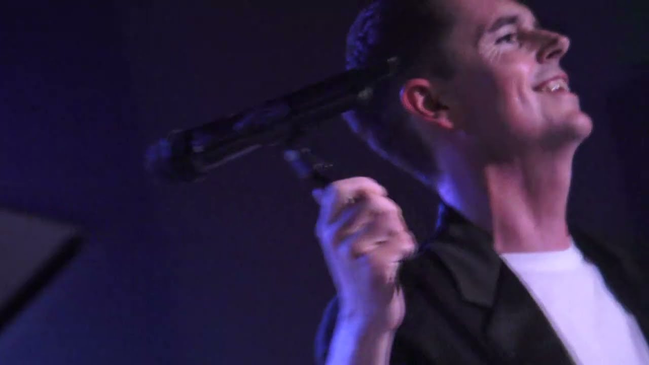 UK Calling - Rat Race (The Specials)
