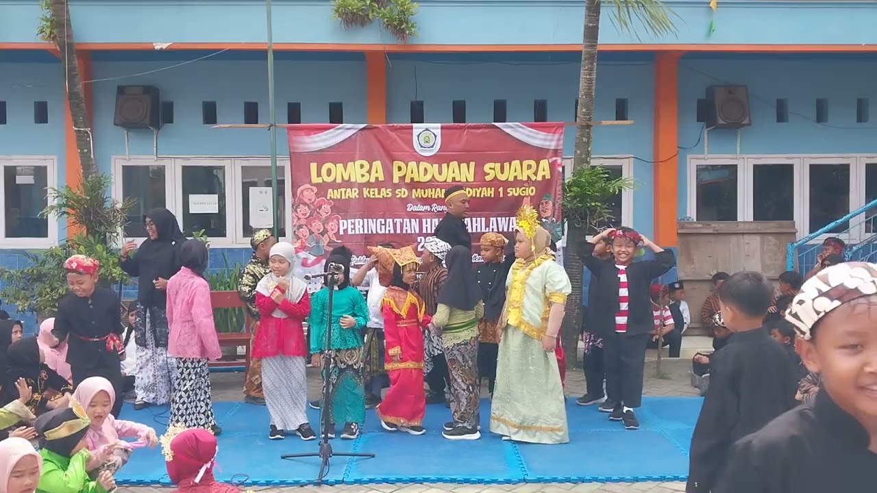 LOMBA PADUAN SUARA ANTAR KELAS SISWA SD MUHAMMADIYAH 1 SUGIO