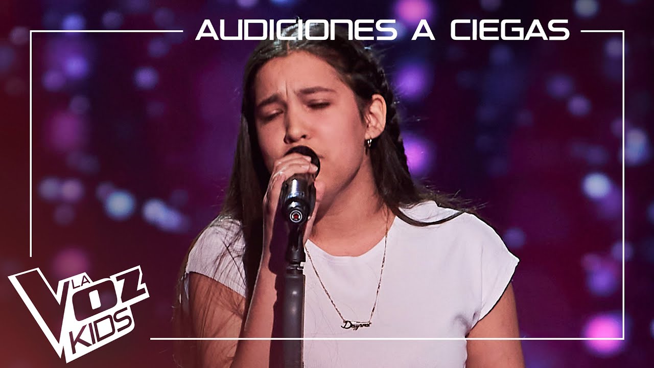 Dayana Riverón canta 