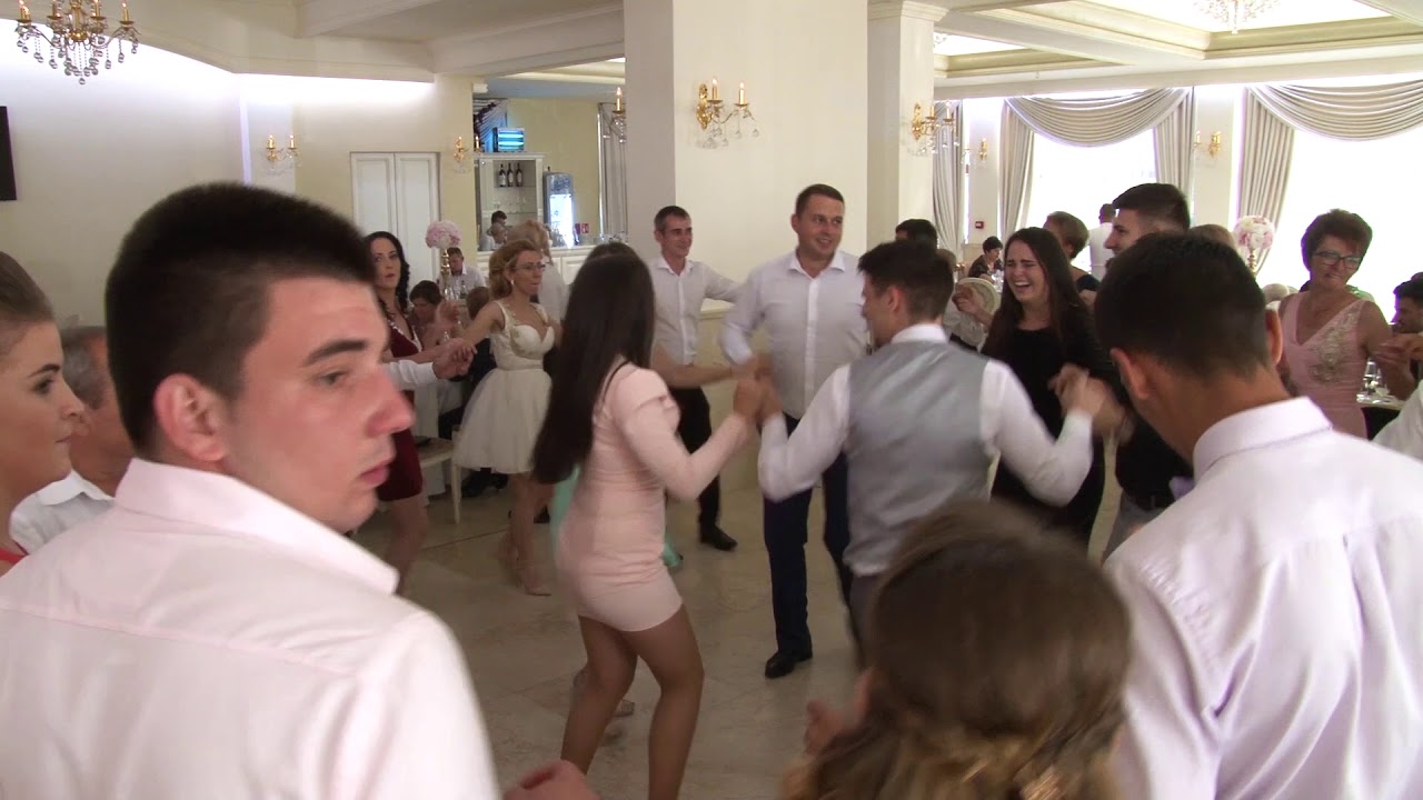 Asa beau oamenii buni