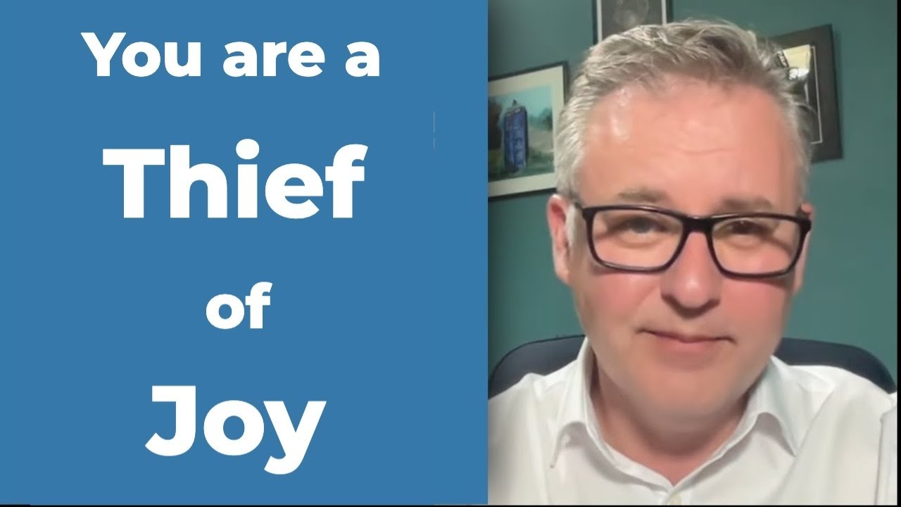 How Narcissists React When You’re Happy