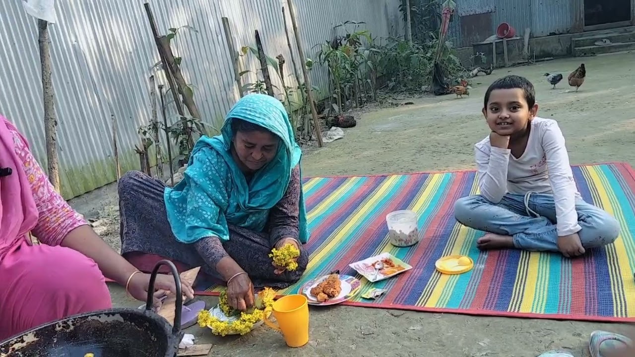  আজকে সবাই মিলে সরিষা ফুলের বড়া তৈরি করে খেলাম  