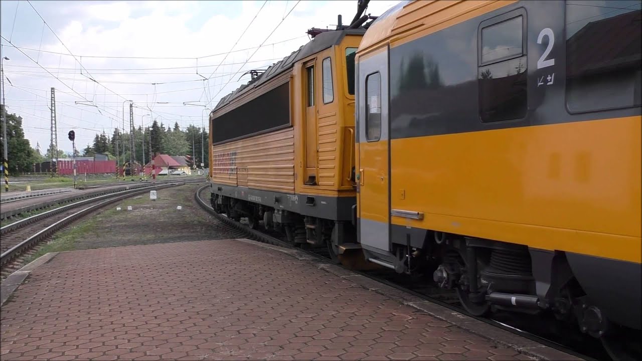 Vlaky: príchod a štart 1003 Regiojet + luxusný pozdrav!