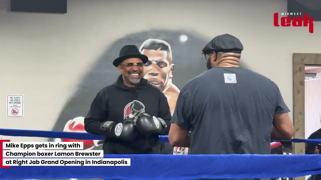 Mike Epps Gets in the Ring with Boxing Champ Laymon Brewster at Right Jab Grand Opening