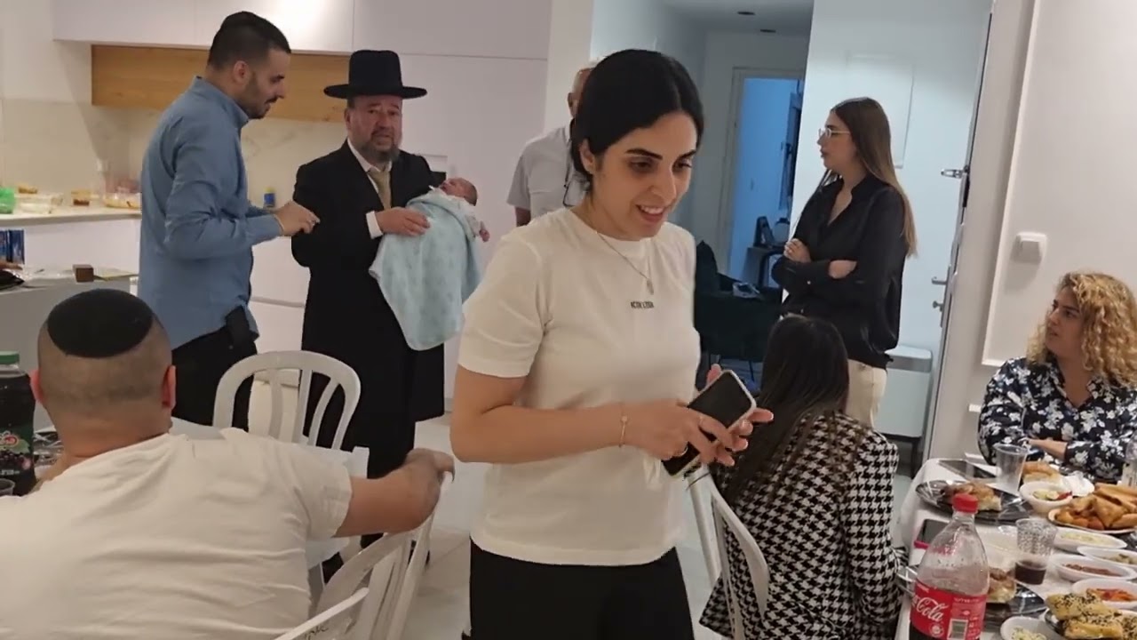 פדיון הבן עם המוהל הרב דוד הכהן