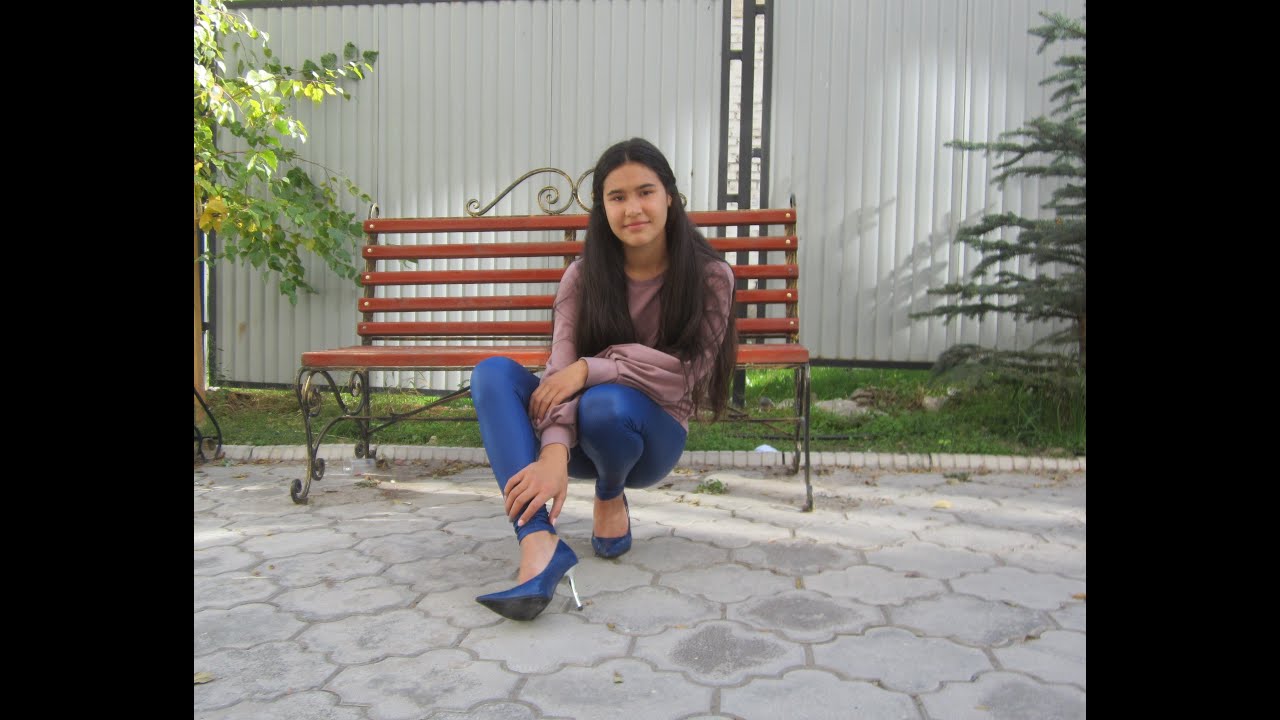Karina - Passion2Fashion: Blue Pumps and a blue leatherlike Leggings outdoor&hellip; - #0219