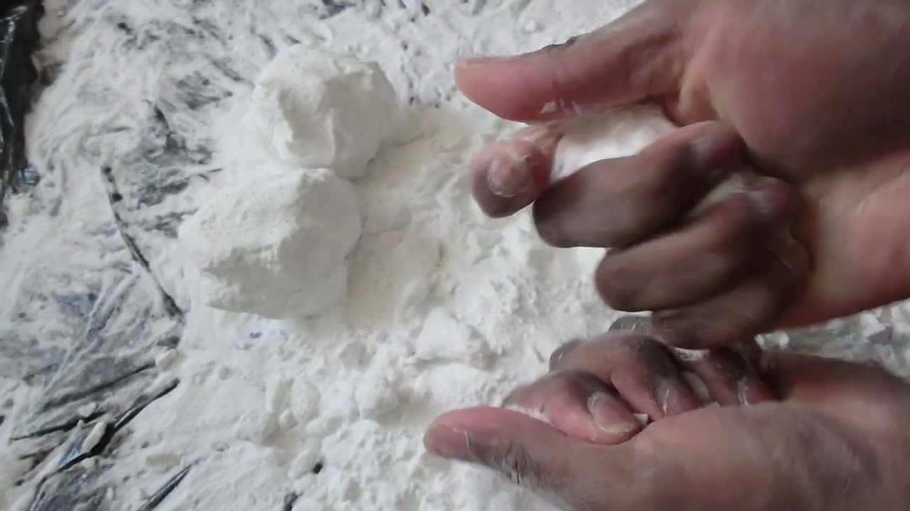 Asmr baking soda // All white hard crush