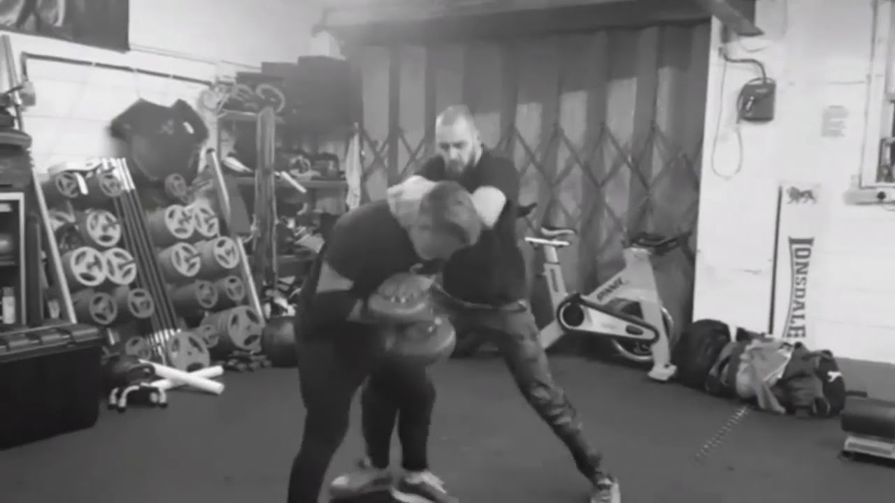 Blitzkrieg - Palm/Knee/Snatch down - Urban Combatives - Self Protection - Julien Masson