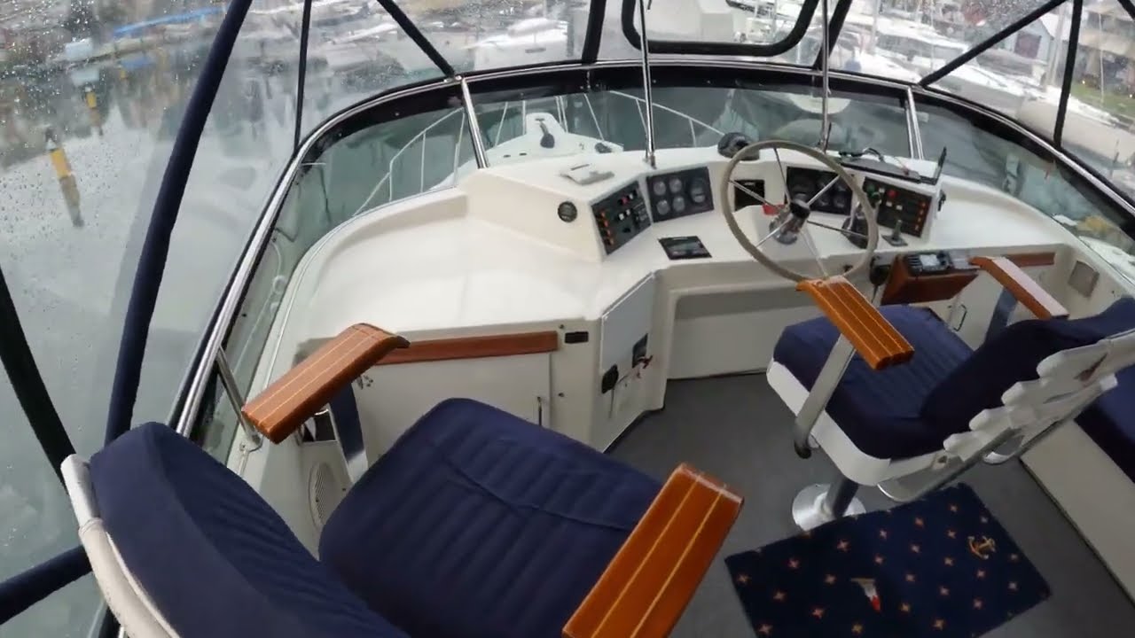 A Rare Find | Tollycraft 45 Cockpit Motor Yacht – For Sale