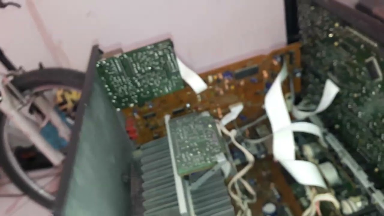 Como abrir o System Sony LBT N555AV para manutenção ou limpeza interna.