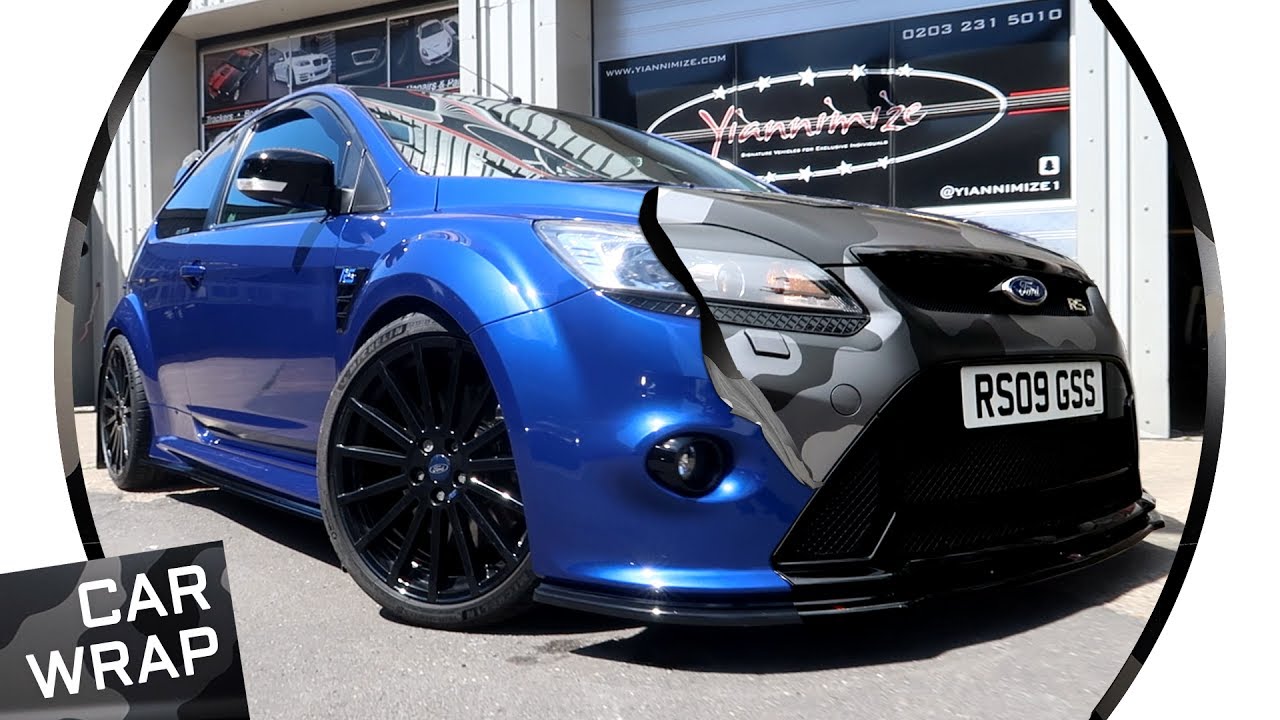 Blue Ford Focus RS wrapped a slick Satin Grey Camo