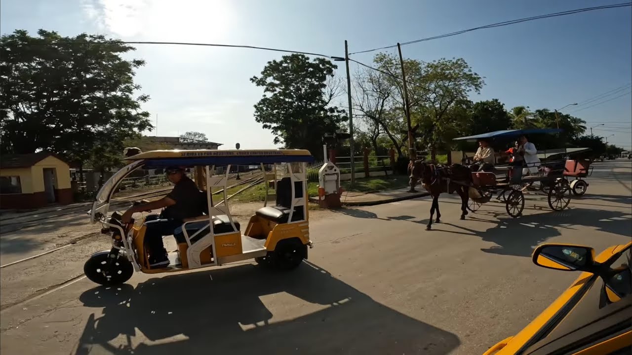 Cuba city Moron taxi ride
