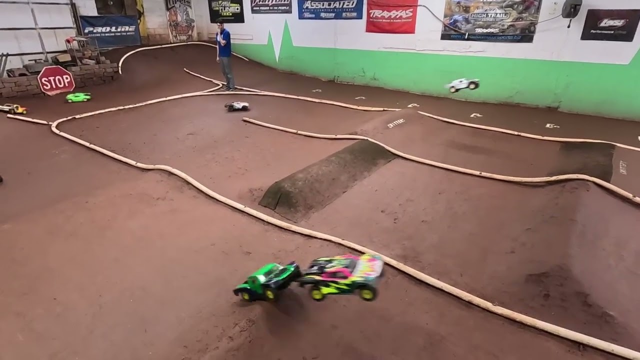 Critters Raceway Clay Carnage 1/11/26 - 4wd Short Course A-Main