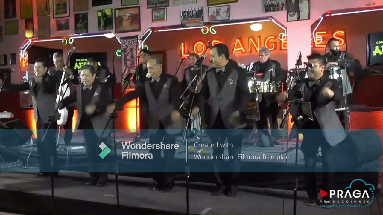 Conjunto &Aacute;frica - Las Piernas De Malena (En Vivo).
