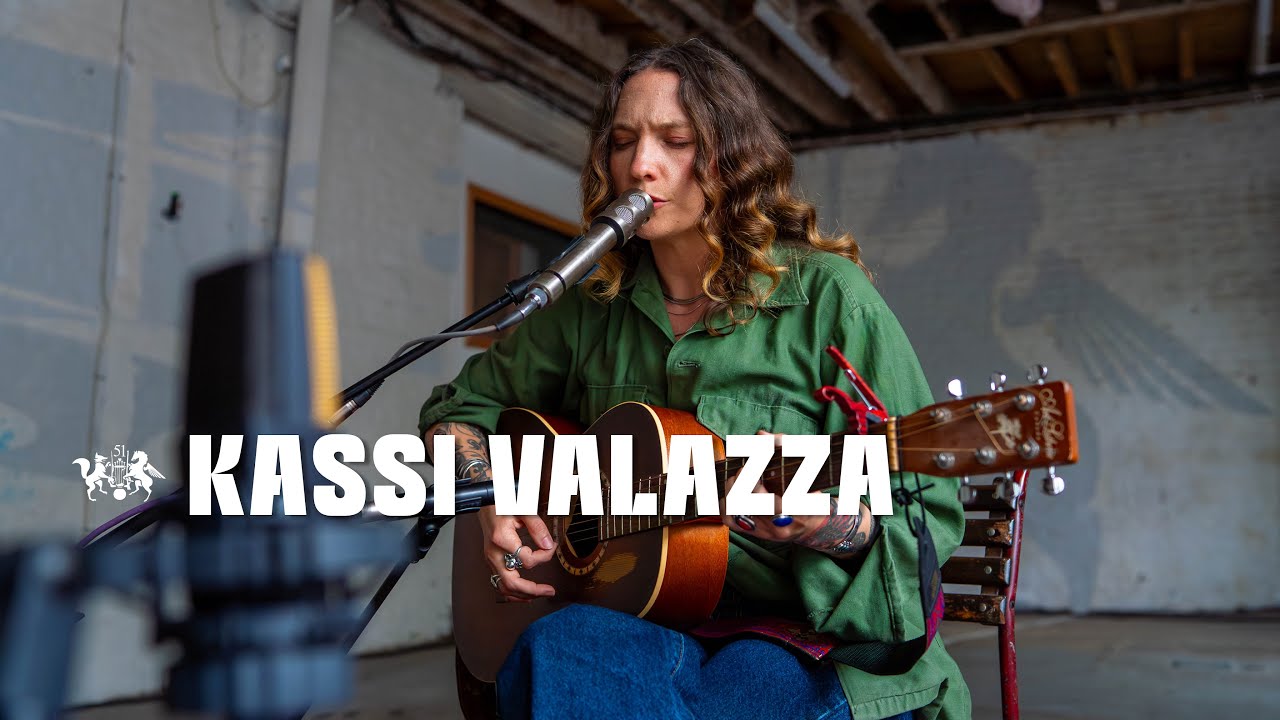 Kassi Valazza live at The state51 Factory