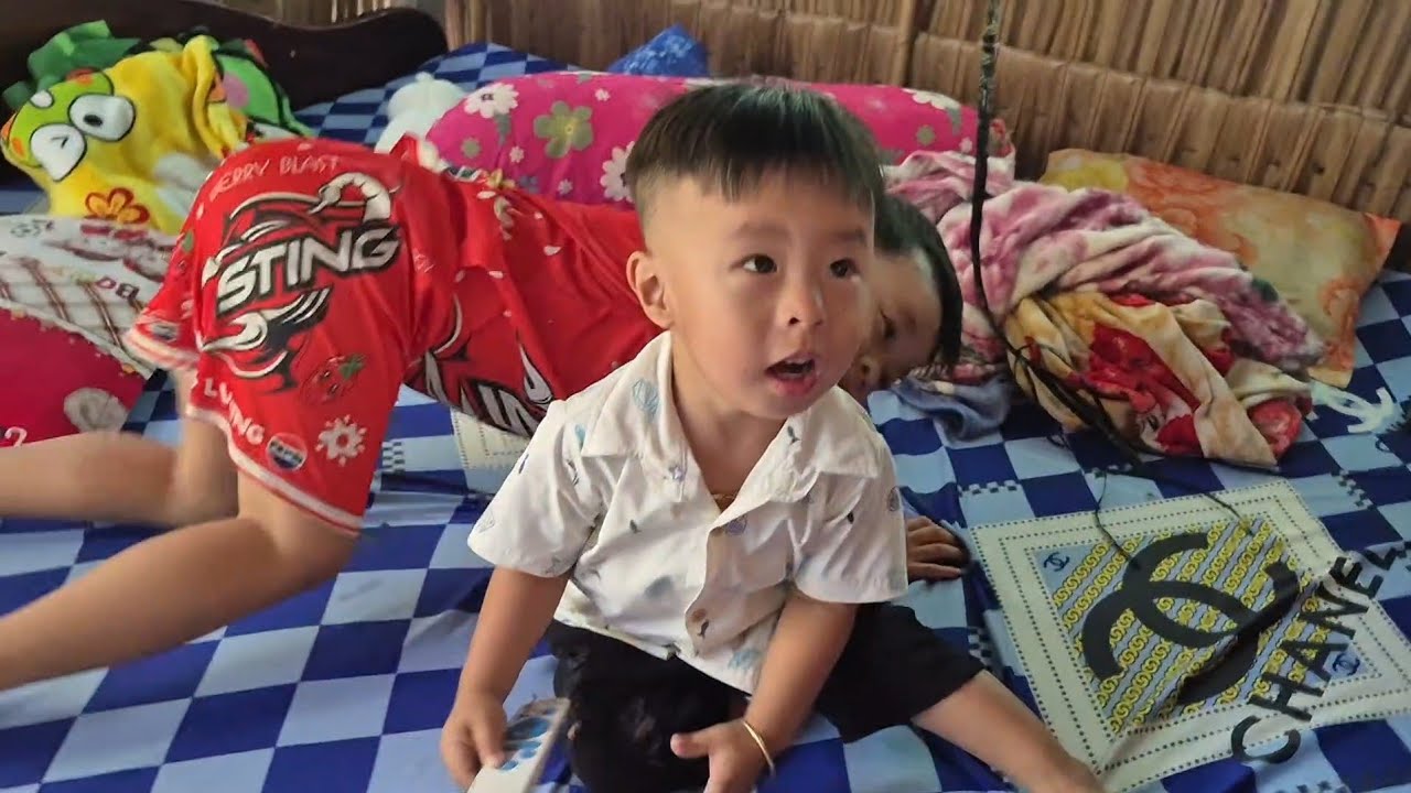 Phở Đi Qua Nhà Anh Chuột Ăn Cơm Ké Với Mẹ #daotuyenvlog 