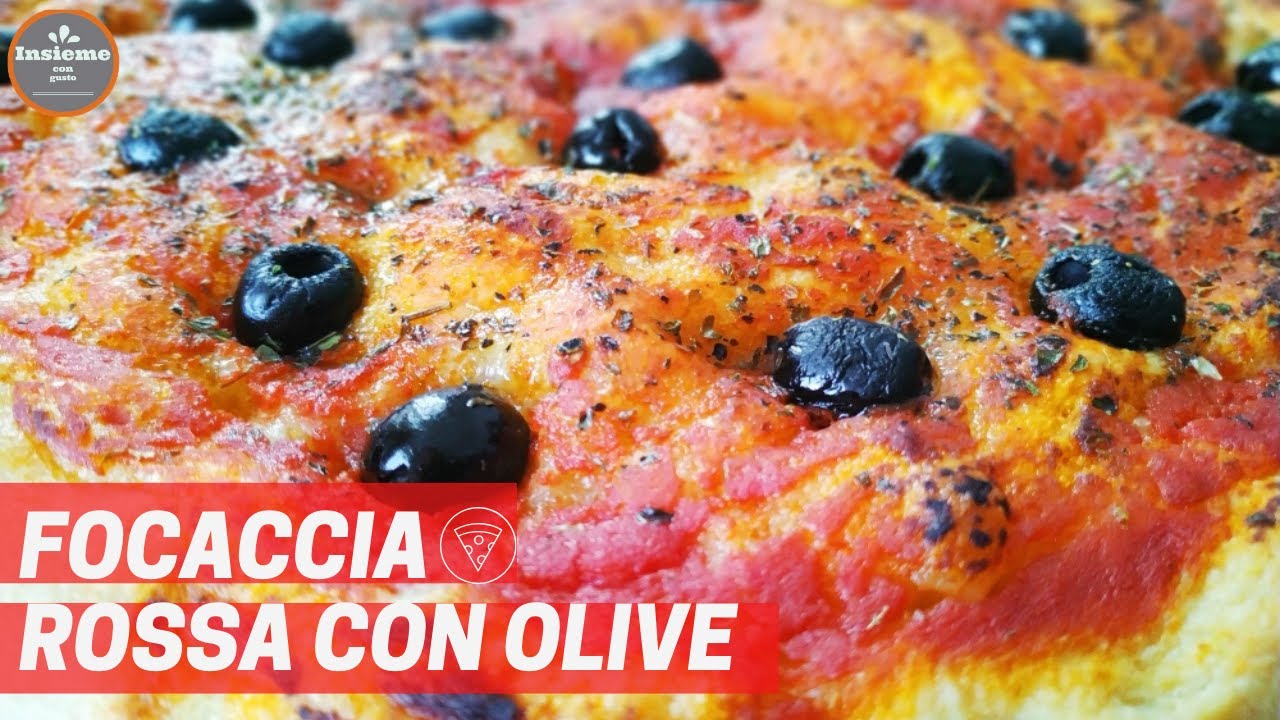 FOCACCIA ROSSA CON OLIVE NERE - una vera delizia