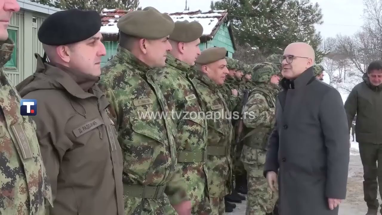 VUČEVIĆ OBIŠAO PRIPADNIKE VOJSKE SRBIJE U KOPNENOJ ZONI BEZBEDNOSTI