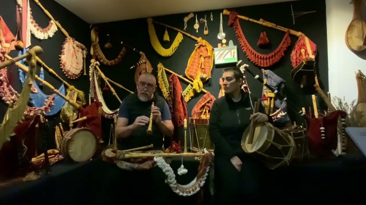 Reproducción de una gaita de fuelle alistana