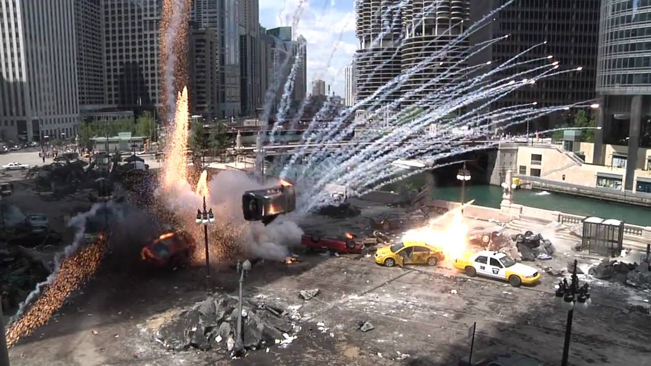 Transformers 3 Filming-- Explosions, Jumpers and Movie Stars in Downtown Chicago
