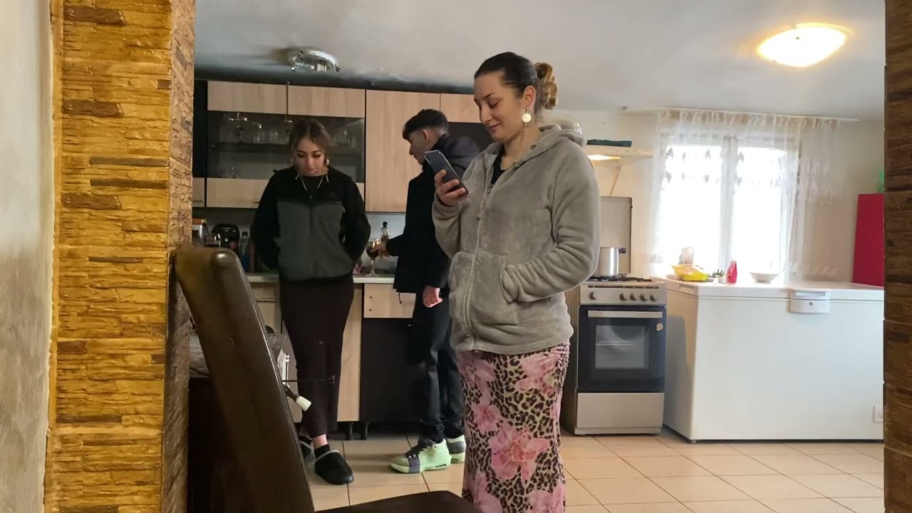 A AJUNS PAMELA NE POVESTEȘTE CUM A FOST CHINUITĂ 
