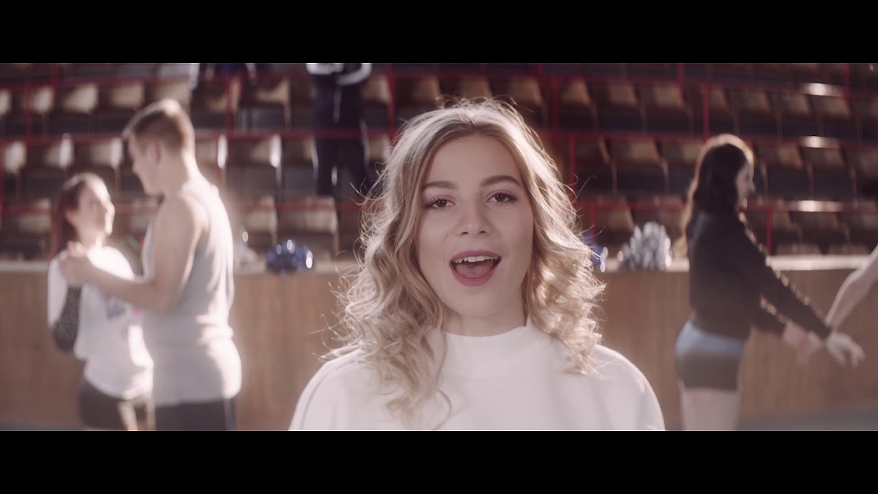 NELA KAILOVÁ- S TEBOU NEBO BEZ TEBE (Official Video)