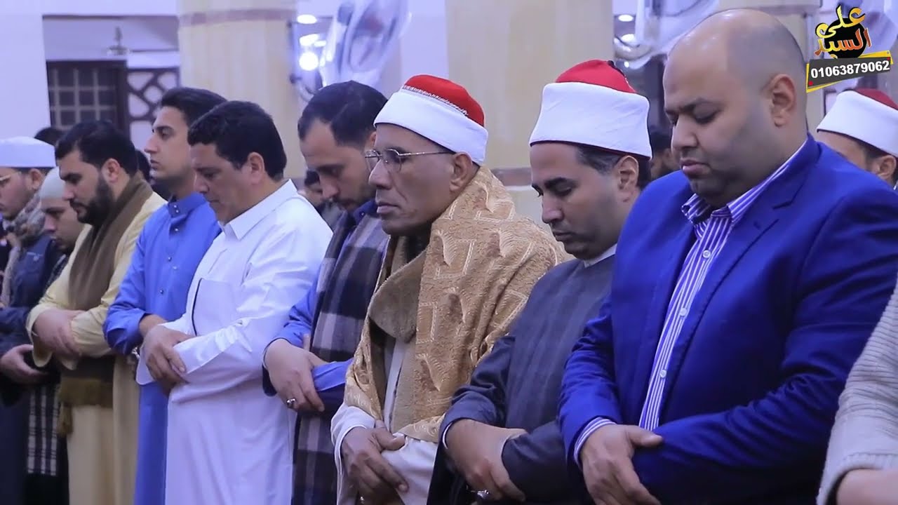عندما بكى الشيخ مصطفى اللاهوني فى صلاة المغرب وأبكى جميع المصلين