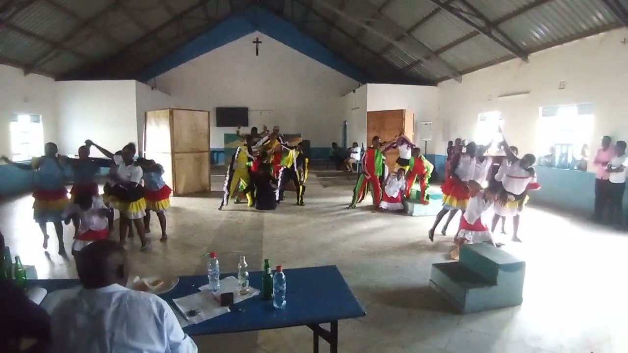 ''MUTONGI' Dramatist Cultural Creative Dance by David Ndeto performed by Inyanzaa Youth