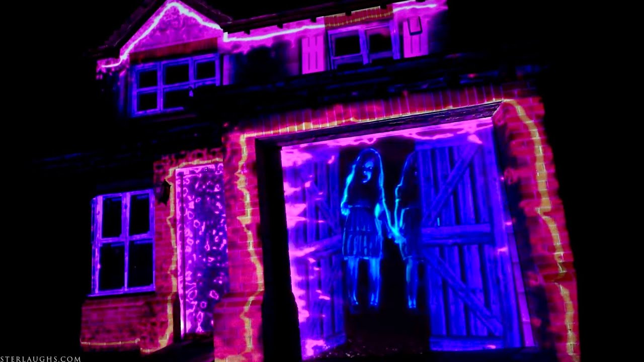Twins house Halloween Projection Mapping