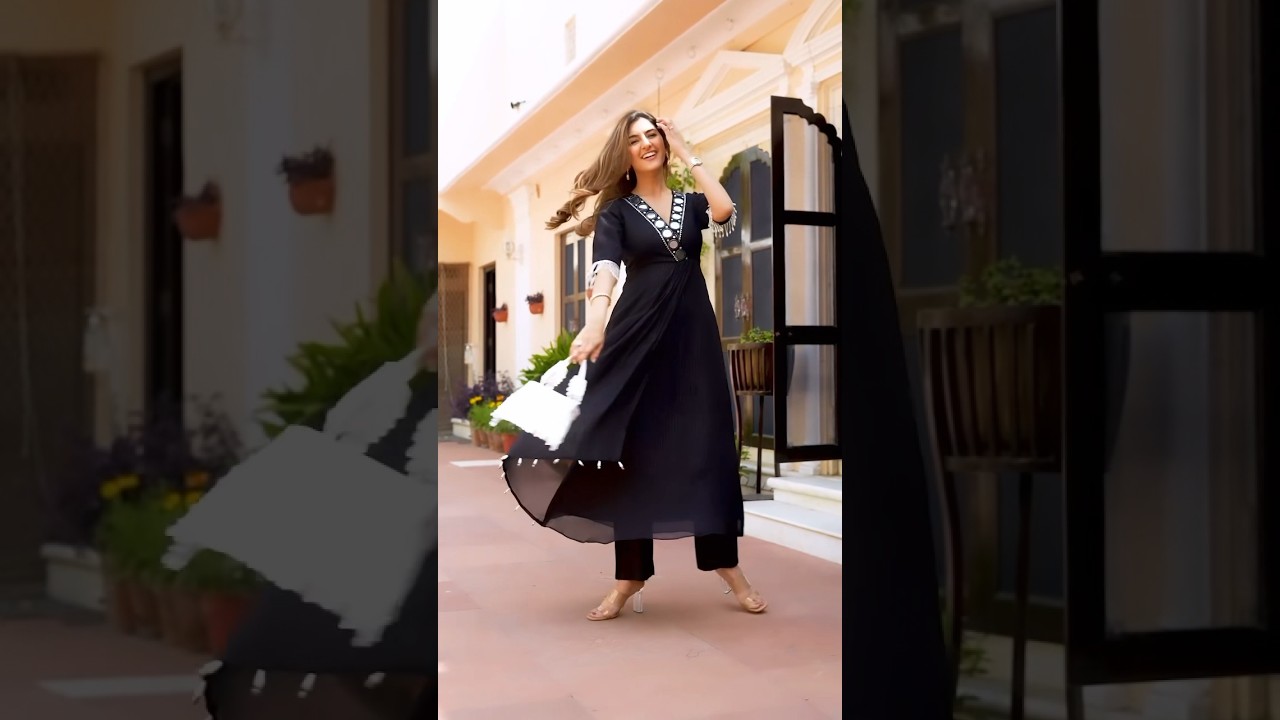 Embrace your inner sparkle with this Black Lurex Suit Set #bunaai #fashion #festivestyle