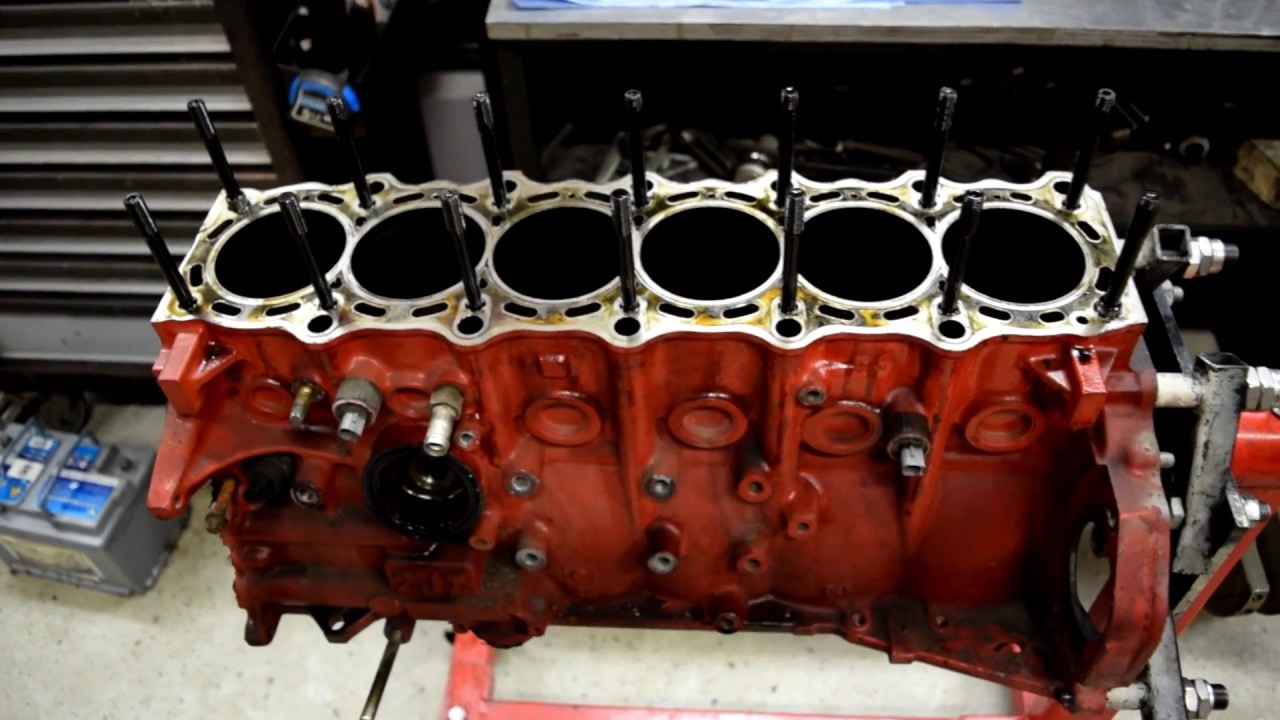 Toyota Supra rebuild:  Taking engine apart