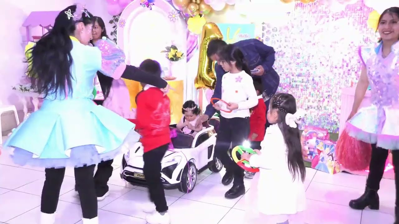 mi primer añito Mia Kaori Mis Papitos Mario Luis Villegas Castro y Katheryn Palomares Ingaruca