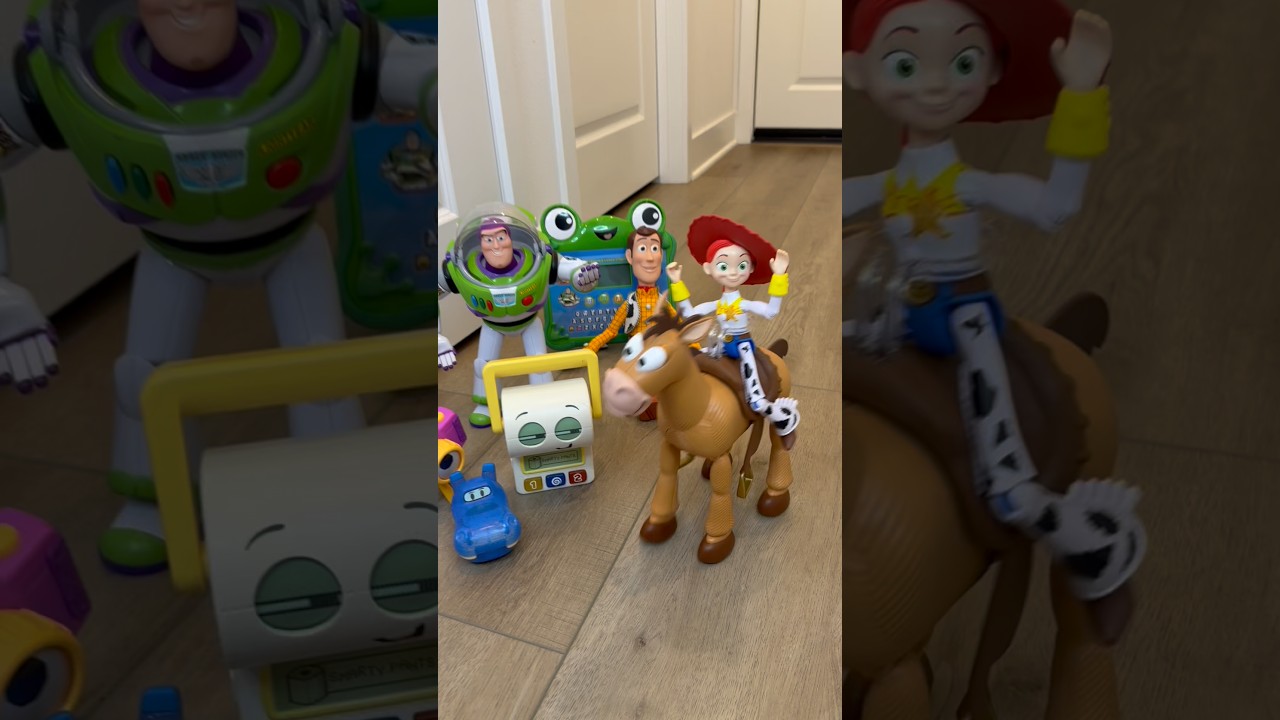 🤔 Best Bullseye RC Toy Story 5 Figure? #horse #toys #pixar  #toystory #woody #jessie #buzzlightyear