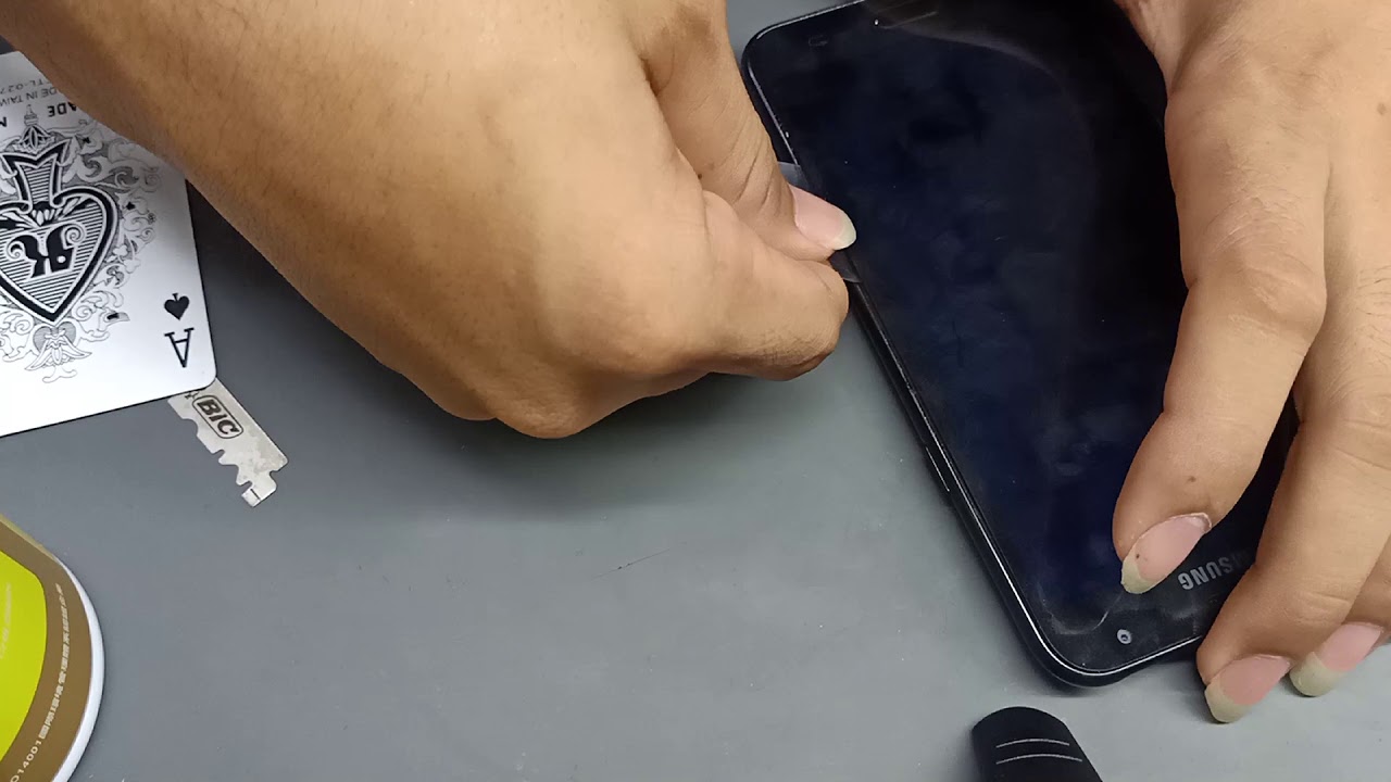 How to Disassembly  SamSung J701