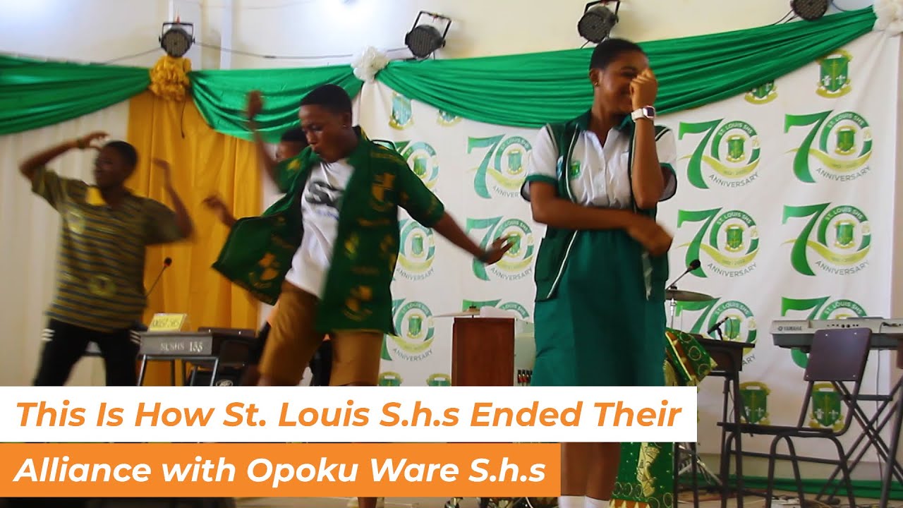 This St. Louis LG Performance Was Waww! | ST. LOUIS SENIOR HIGH SCHOOL 70TH ANNIVERSARY