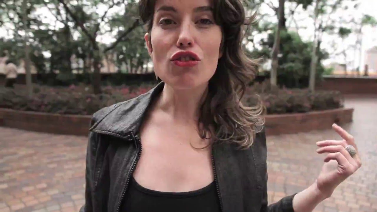 Tálata Rodriguez - Rana sobre Piedra