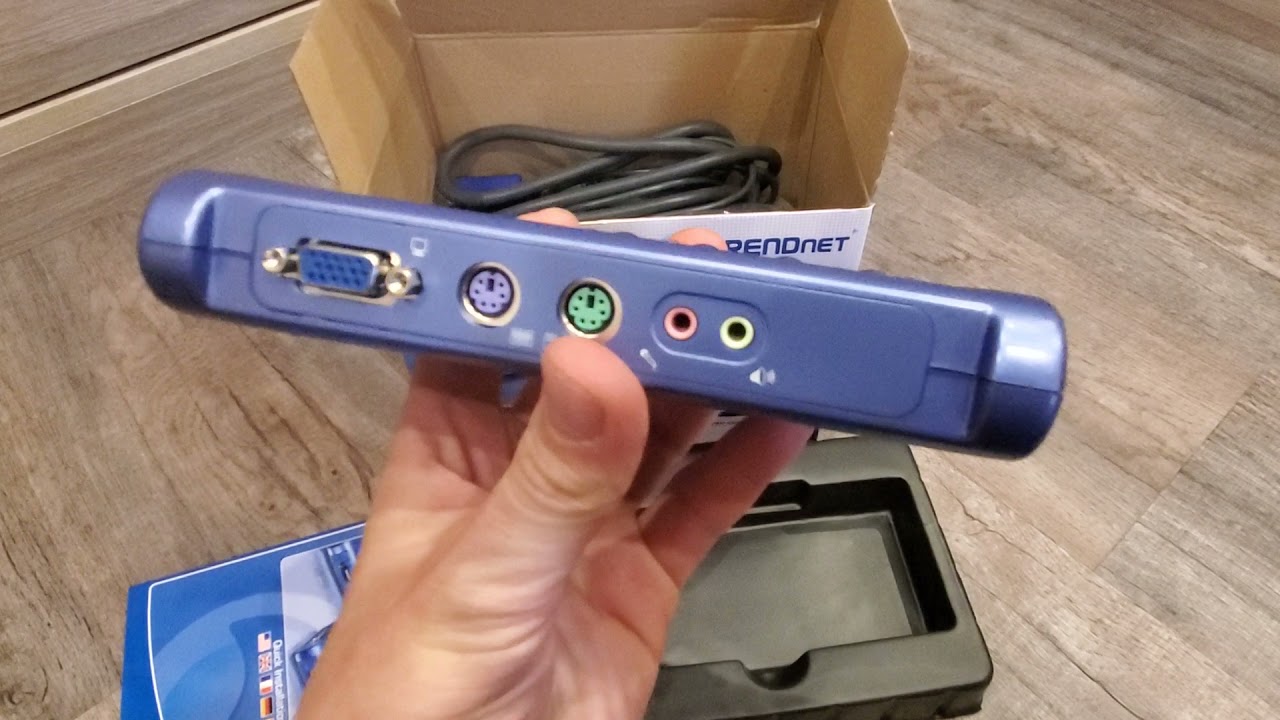 KVM-комутатор Trendnet TK-408