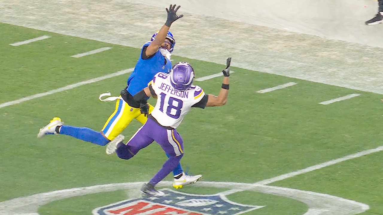 AWESOME 1-on-1 BATTLES & WR vs. DB PLAY FROM WILD CARD WEEKEND!