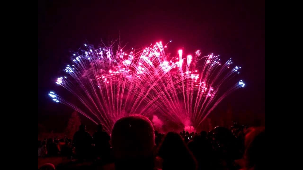 Killer Backyard Pyromusical Fireworks - 2019
