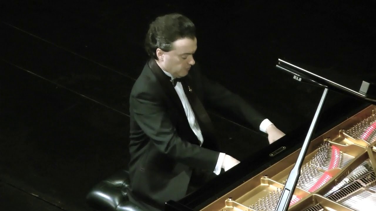 Evgeny Kissin - Debussy: Danseuses de Delphes (Dancers of Delphi), prelude No. 1 Book I