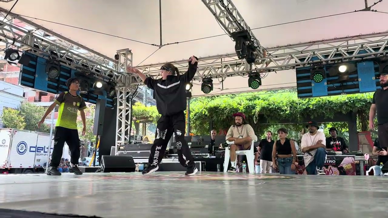 BBoy Barcelona VS BGirl Vi 