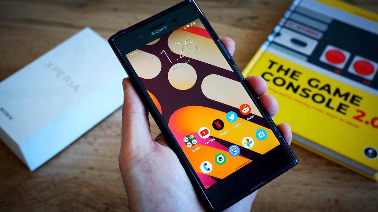 Sony XPERIA XZ Premium running LineageOS 19.1 / Android 12