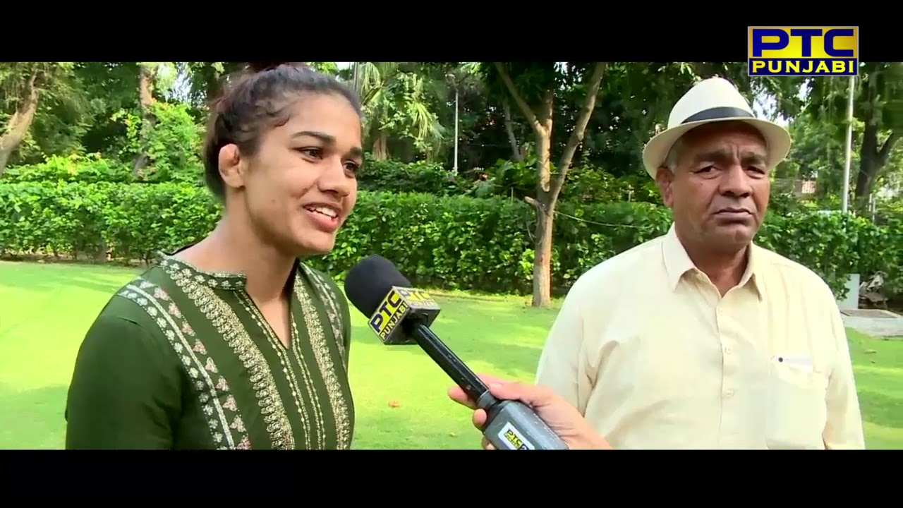 Catch Babita Phogat & Mahavir Singh Phogat in conversation with Sairakshita Prinja