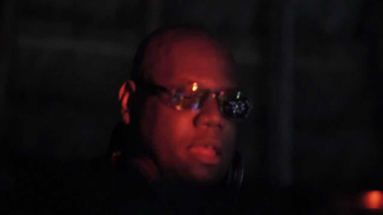 Carl Cox  - Intec - BPM 2013 - WAY OF ACTING