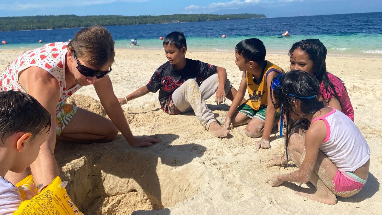 A WONDERFUL DAY AT THE BEACH WITH DENIS, HIS FAMILY AND THE FILIPININE KIDS!